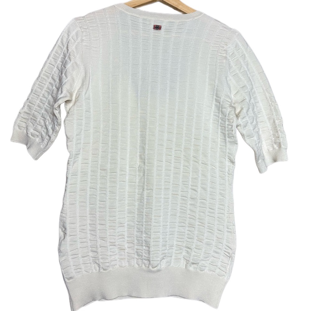 Authentic‎ Burberry London Silk Blouse - Picture 3 of 15